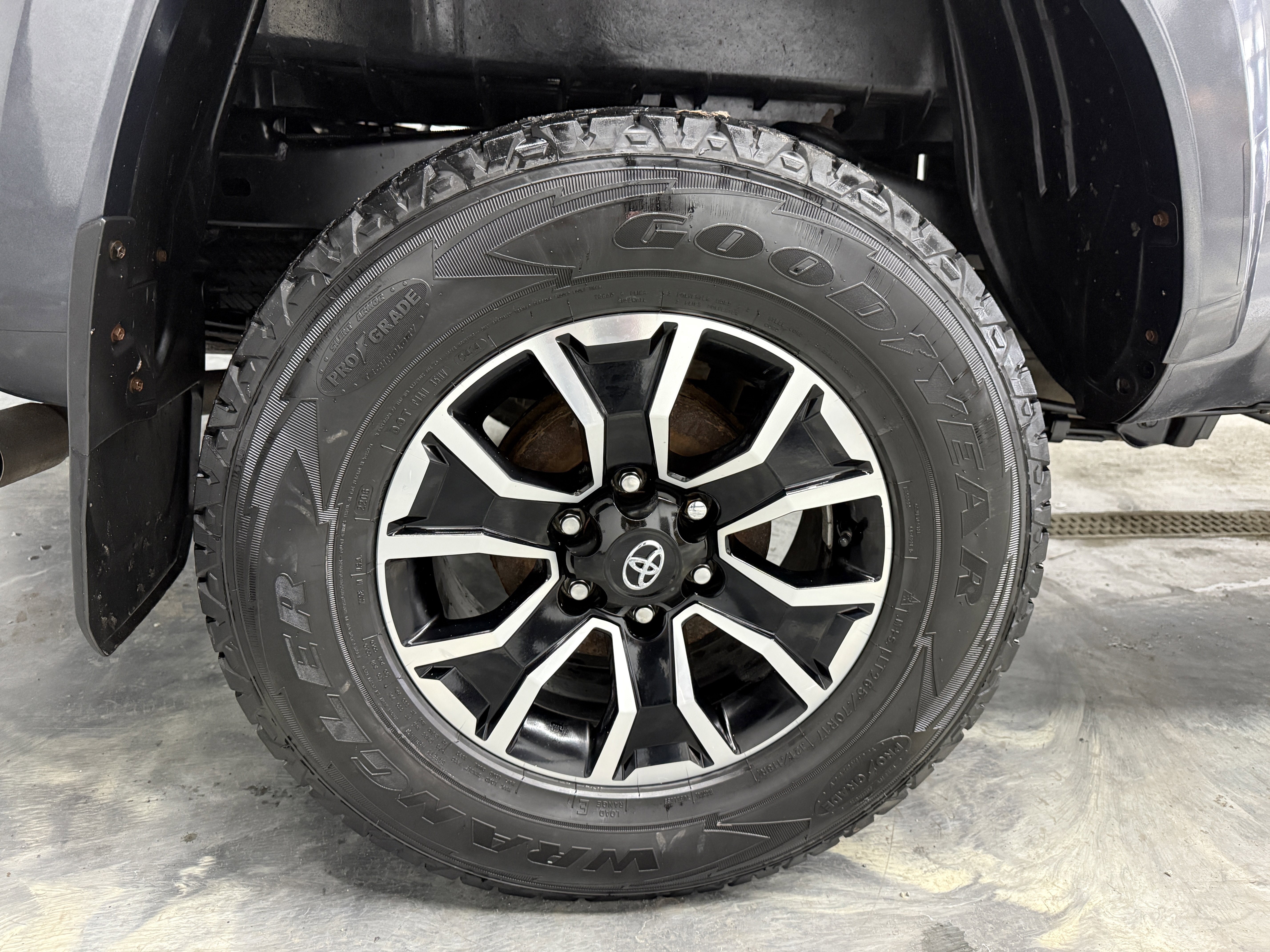 Used 2021 Toyota Tacoma 4x4 Double Cab image 27