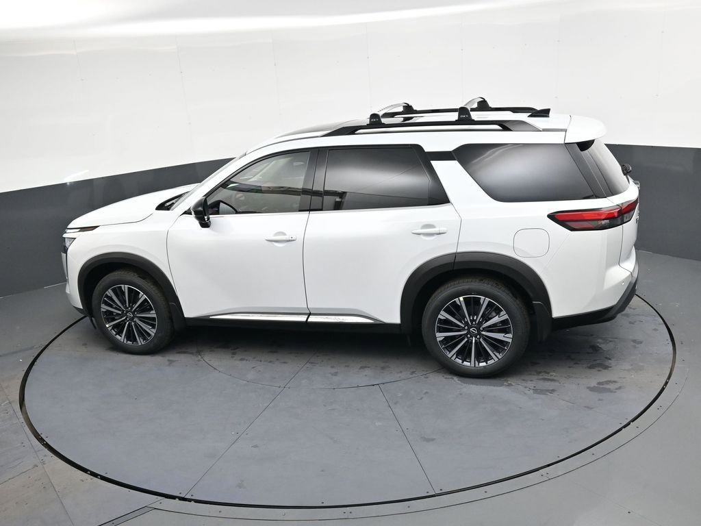 New 2026 Nissan Pathfinder Platinum w/ Cargo Package FWD image 38