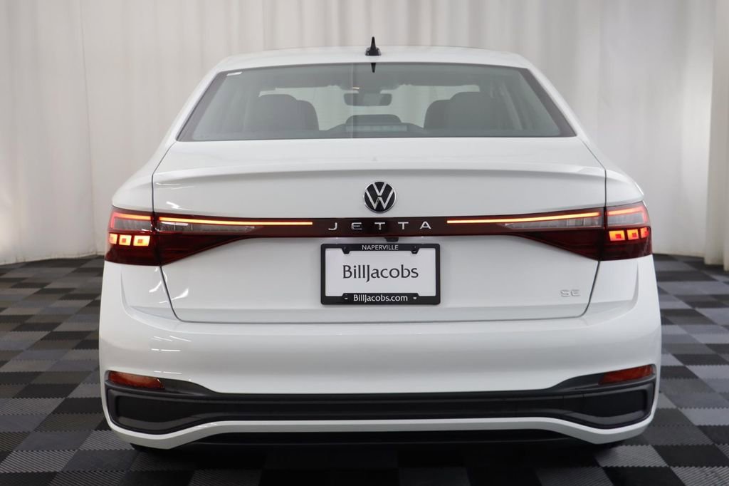 New 2026 Volkswagen Jetta SE FWD image 16