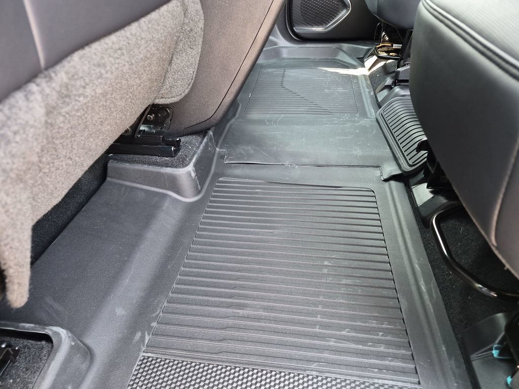 New 2027 GMC Acadia Denali w/ LPO, Floor Liner Package FWD image 35
