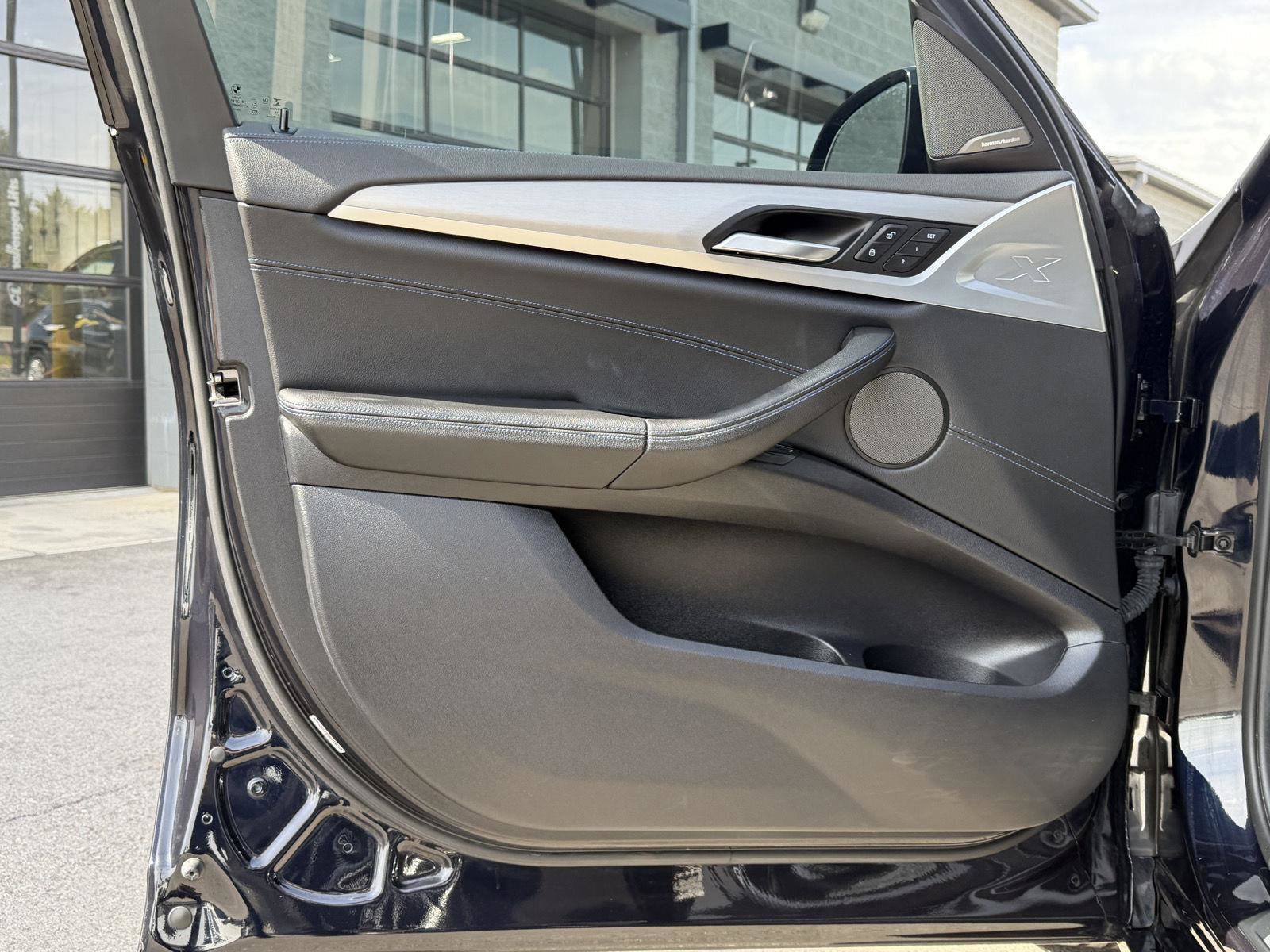 Used 2018 BMW X3 M40i image 34