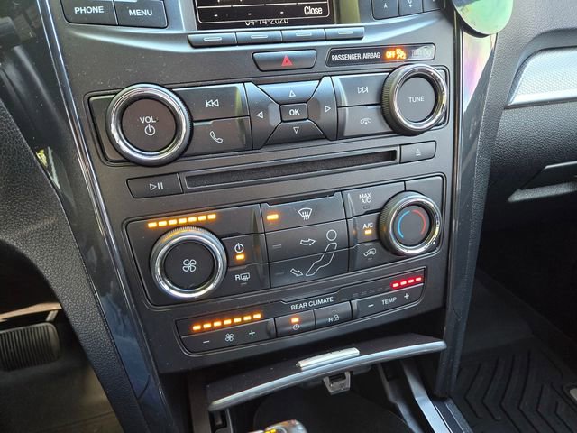 Used 2017 Ford Explorer XLT image 21