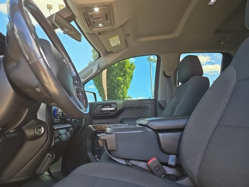 Used 2019 Chevrolet Silverado 1500 LT w/ All-Star Edition AWD/4WD image 29