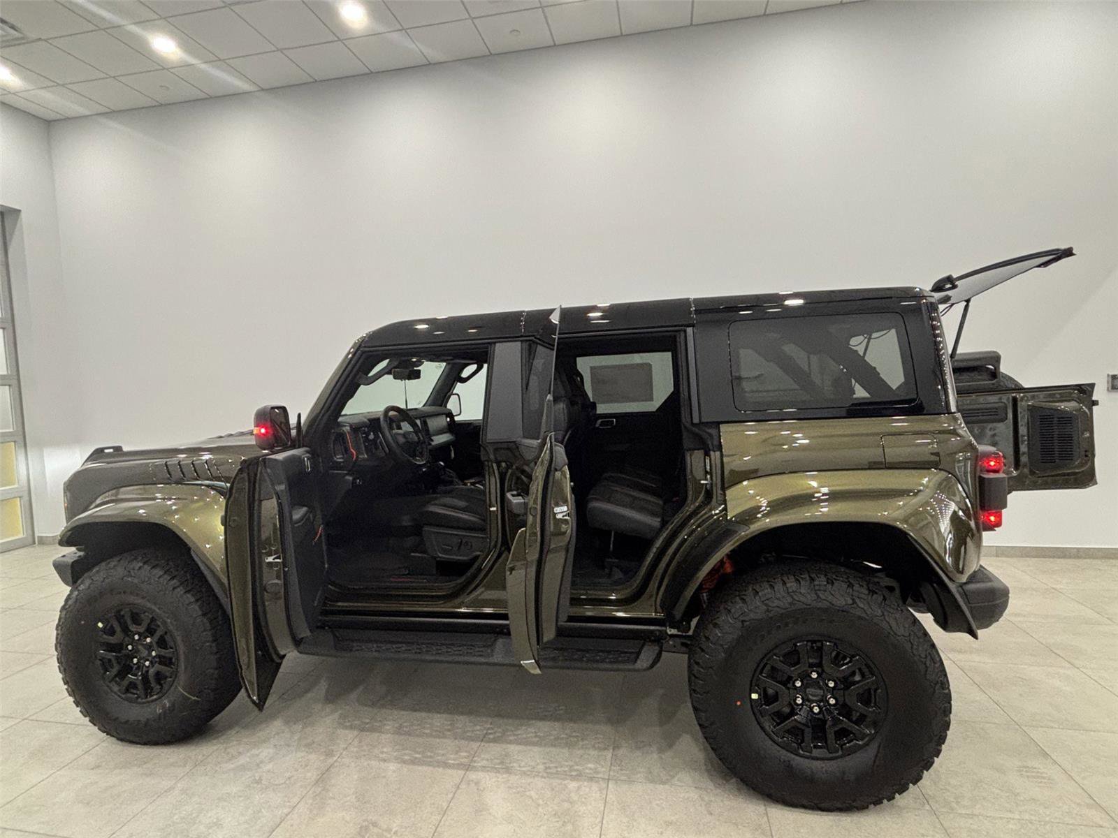 New 2026 Ford Bronco Raptor AWD/4WD image 7