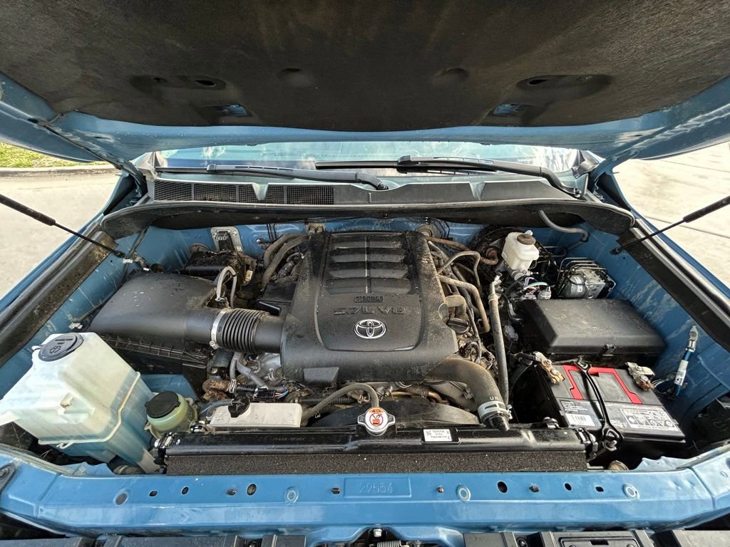 Used 2020 Toyota Tundra Limited w/ Limited Premium Package AWD/4WD image 33