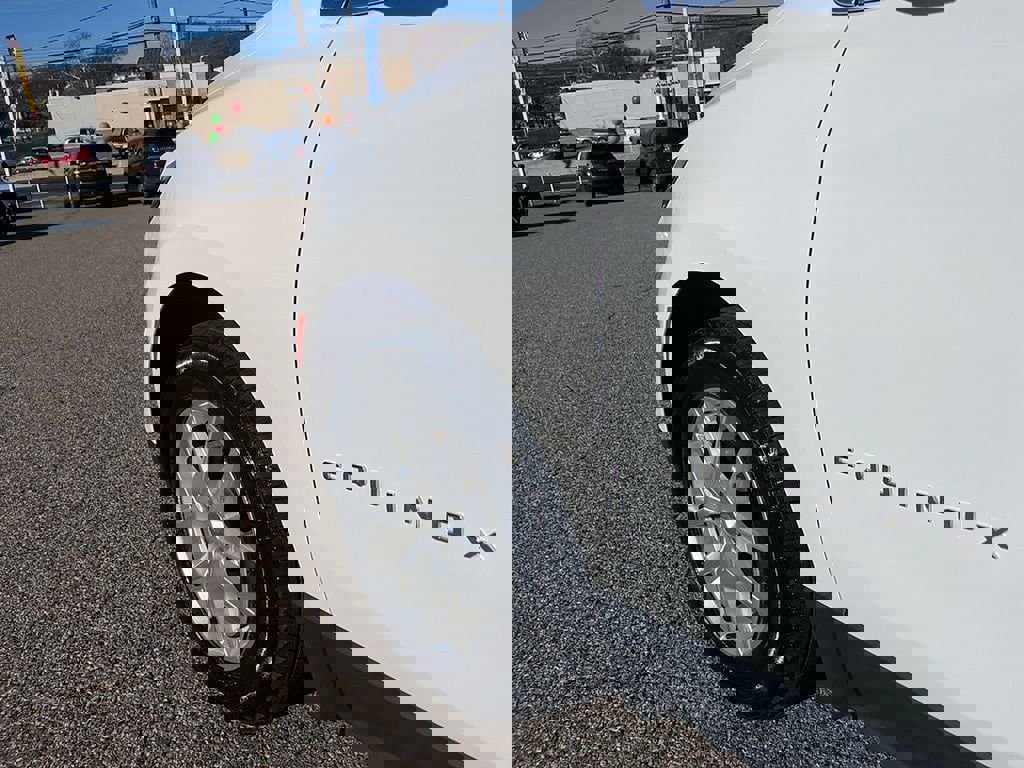 Used 2023 Chevrolet Equinox LT image 15