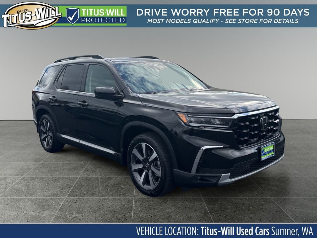 Used 2023 Honda Pilot Touring image 1