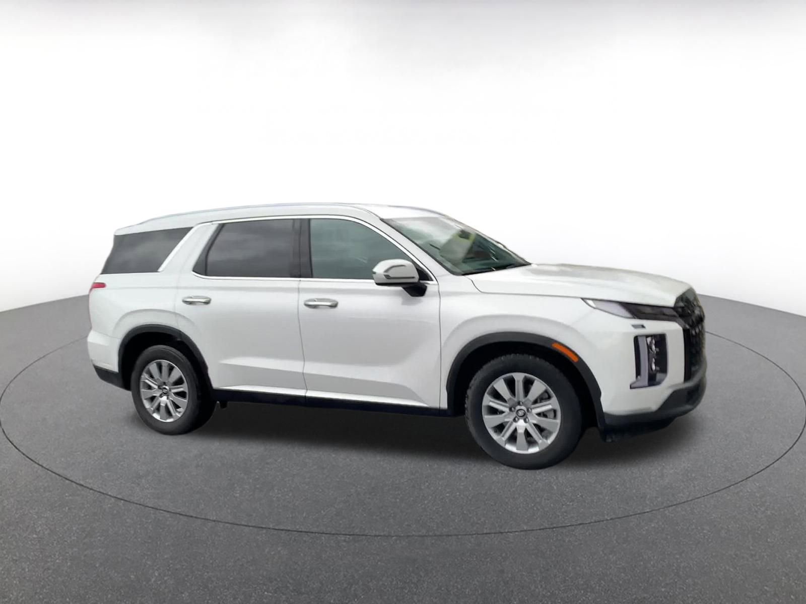 Used 2025 Hyundai Palisade SEL image 2