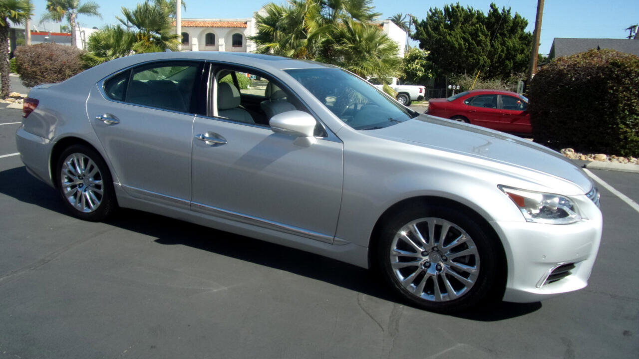Used 2013 Lexus LS 460 w/ Comfort Pkg image 1