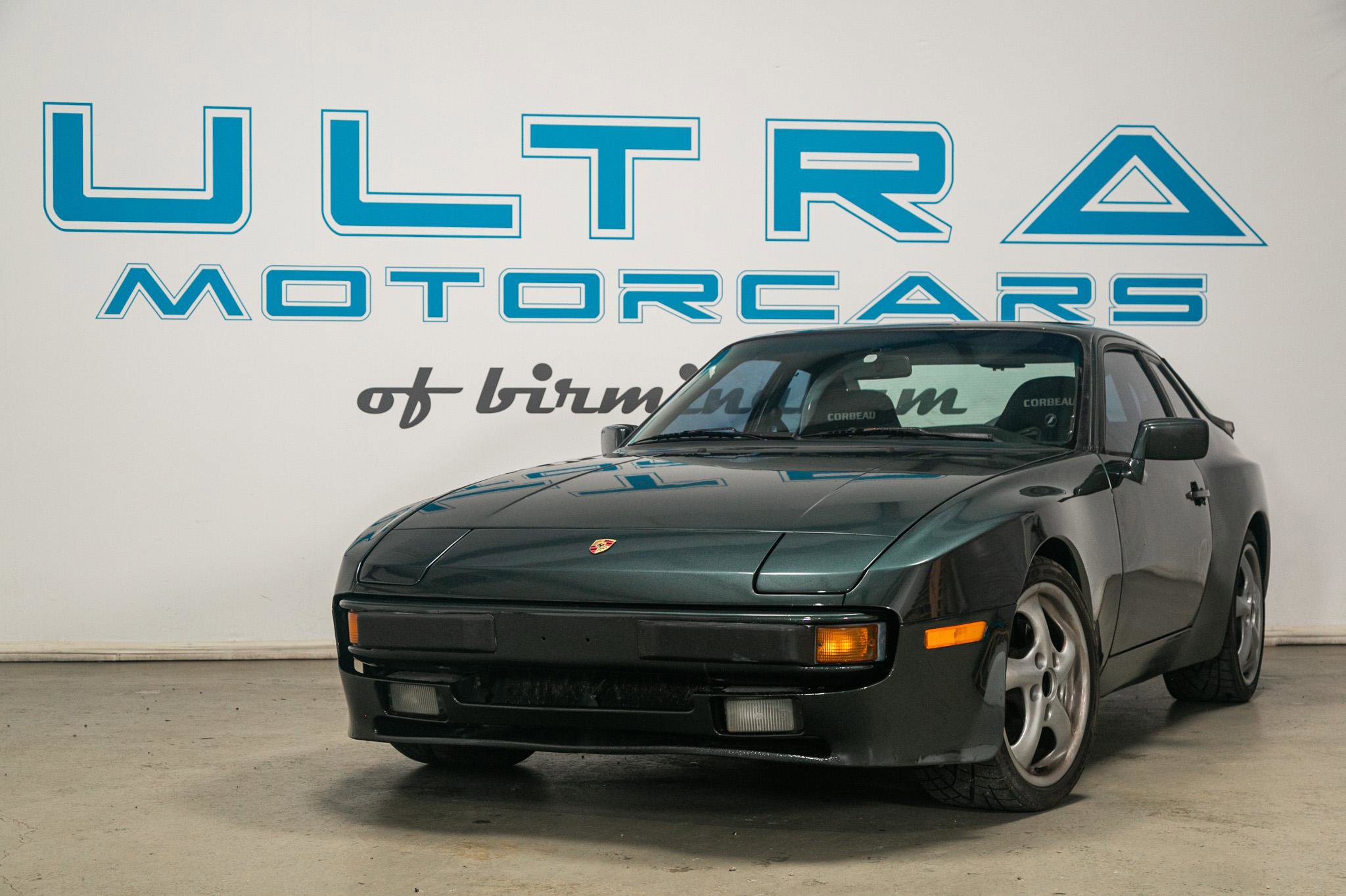 Used 1988 Porsche 944 Coupe RWD image 5