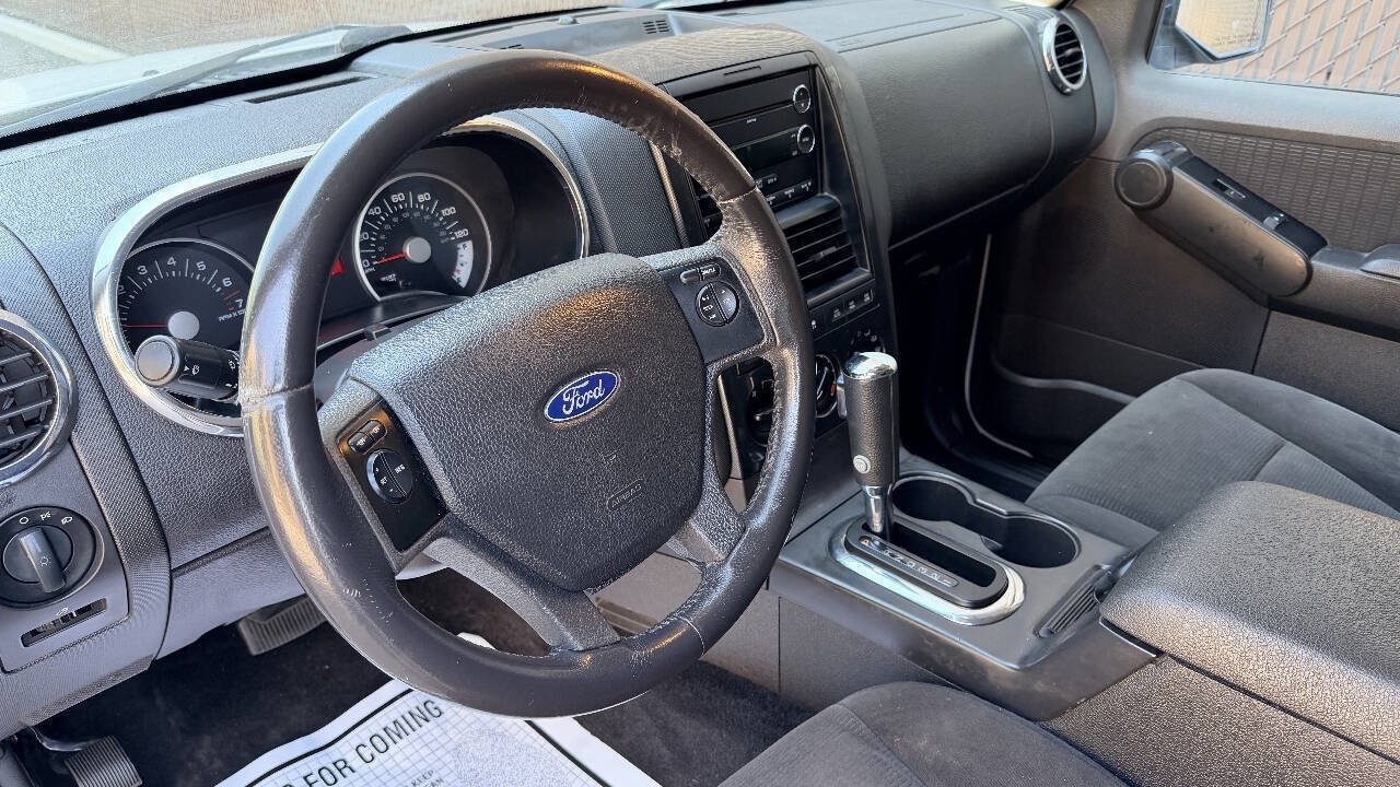 Used 2010 Ford Explorer XLT AWD/4WD image 11