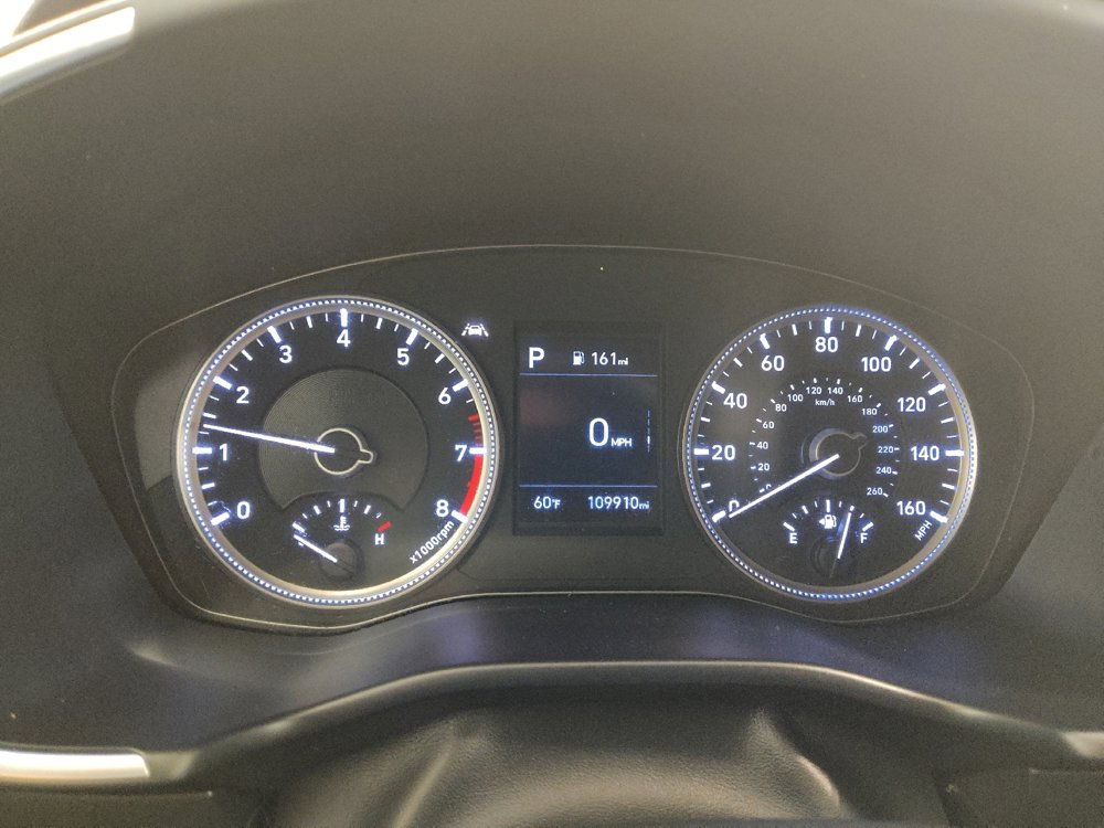 Used 2020 Hyundai Santa Fe SE image 23