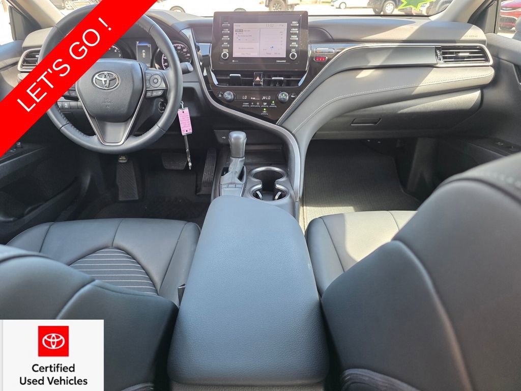 Used 2024 Toyota Camry SE FWD image 5