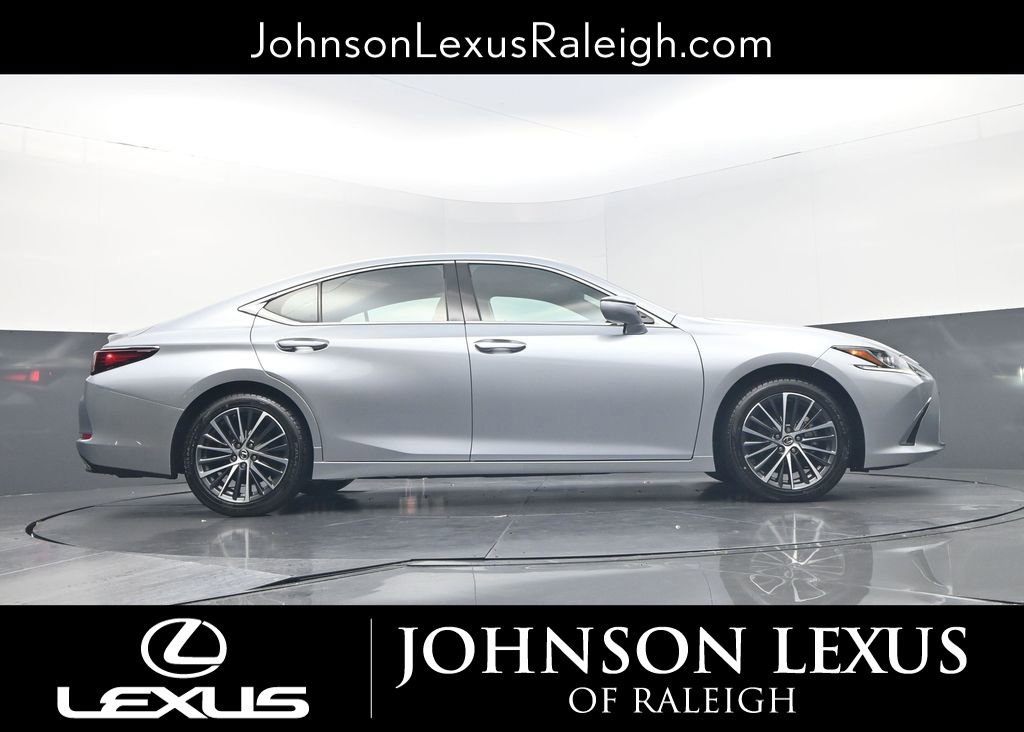 Certified 2024 Lexus ES 350 w/ Premium Package image 21