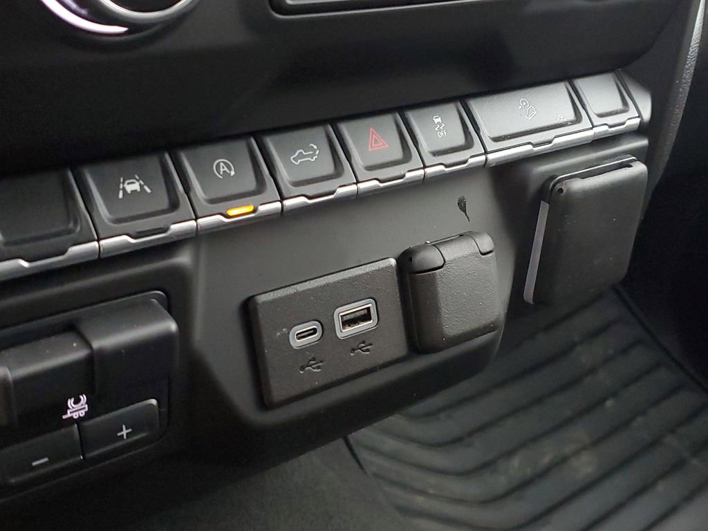 Used 2023 Chevrolet Silverado 1500 Custom Trail Boss image 30