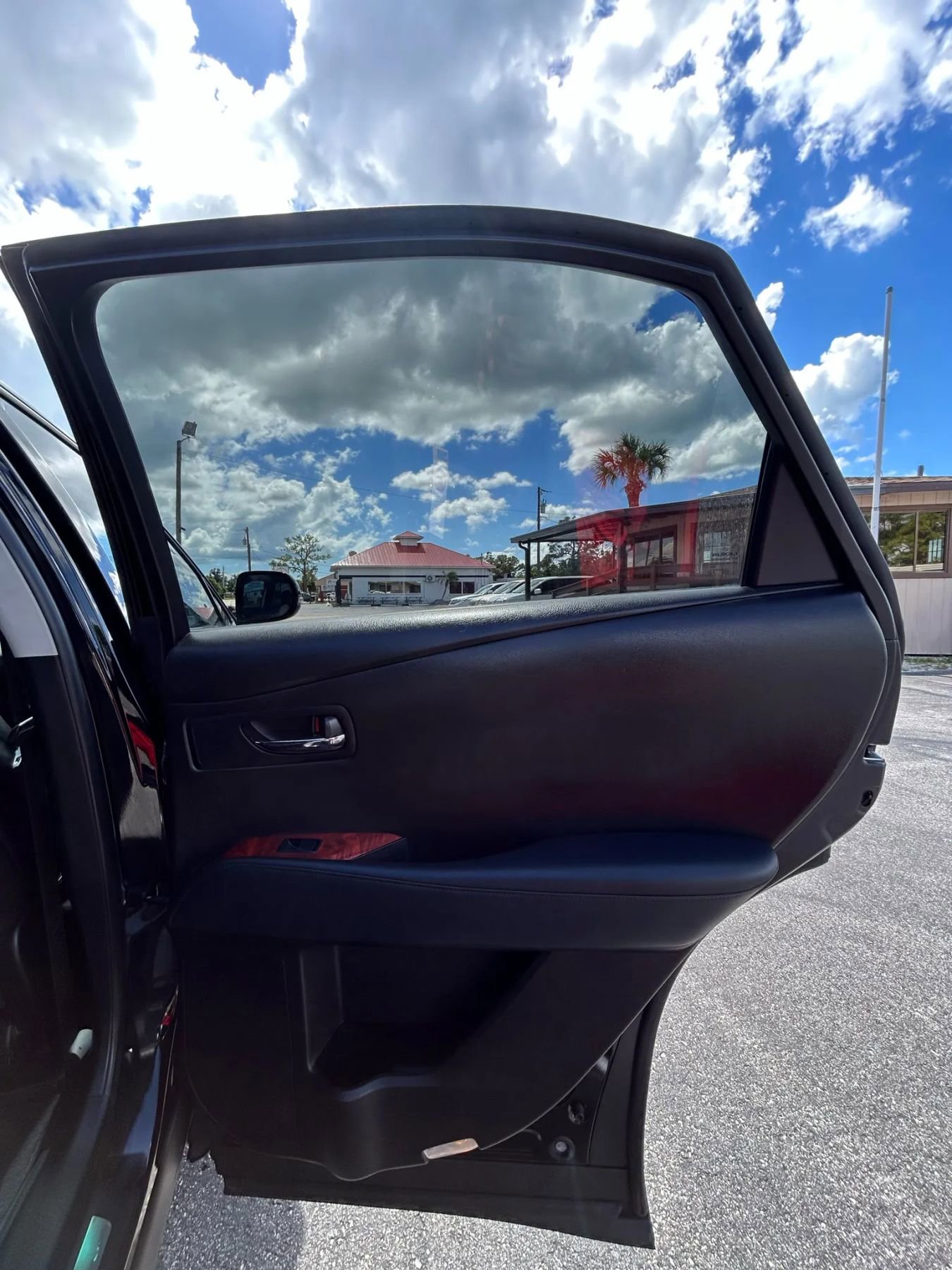Used 2010 Lexus RX 350 2WD image 17