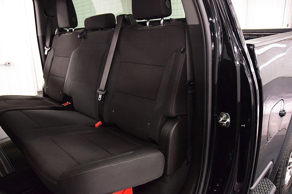 Used 2025 Chevrolet Silverado 2500 LT w/ Convenience Package image 25