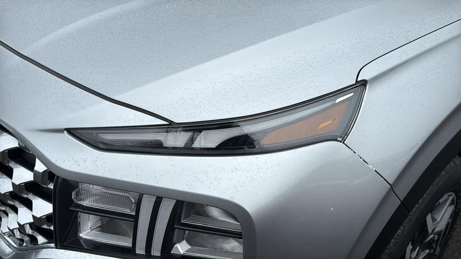 Used 2023 Hyundai Santa Fe SEL Premium image 9