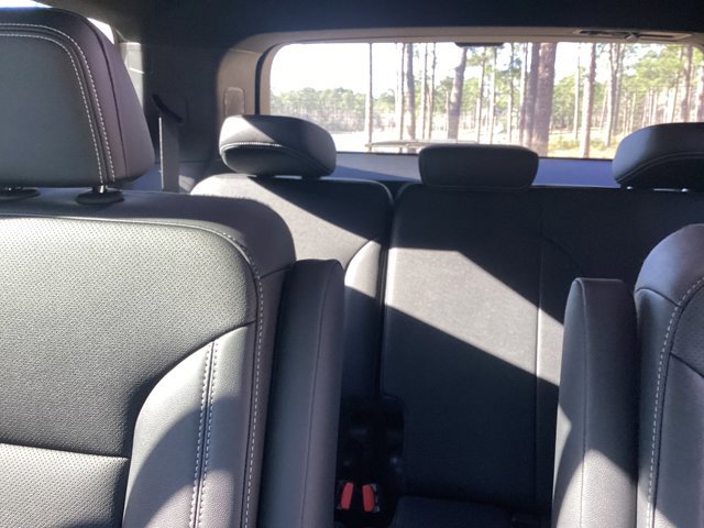 New 2026 Chevrolet Traverse LT w/ Midnight/Sport Edition image 15