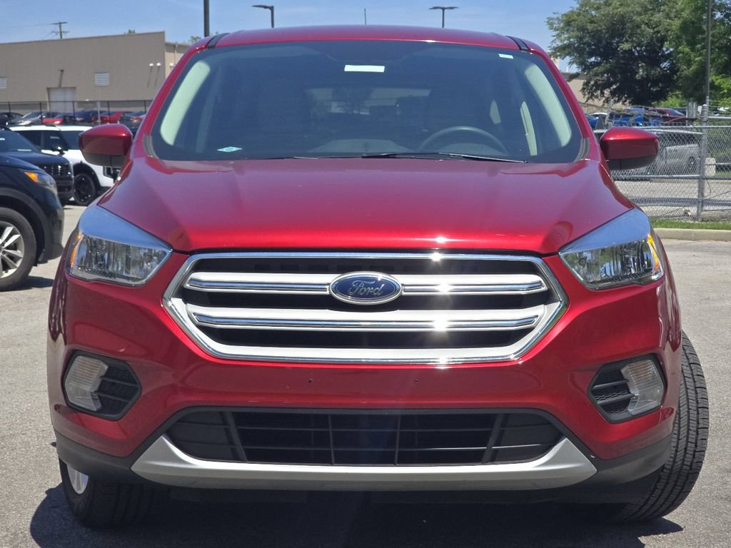 Used 2019 Ford Escape SE FWD image 11