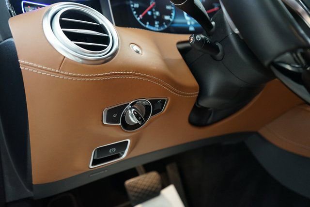 Used 2018 Mercedes-Benz S 560 4MATIC Coupe w/ Premium 1 Package image 33