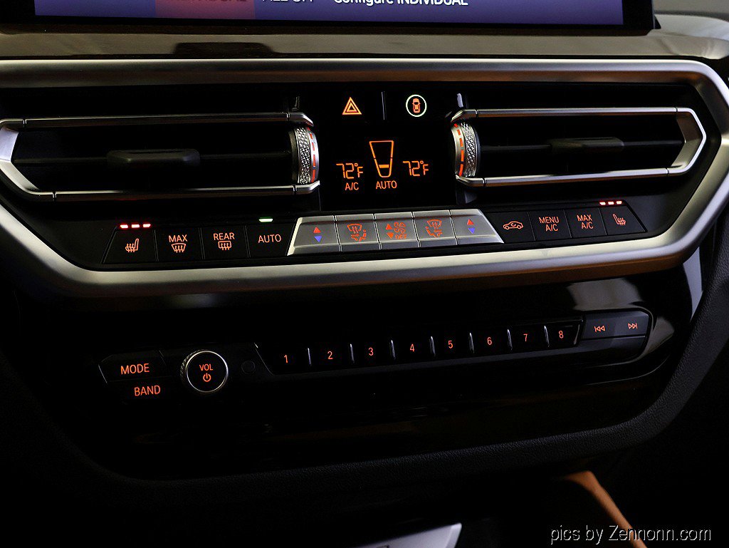 Certified 2025 BMW X4 xDrive30i AWD/4WD image 25
