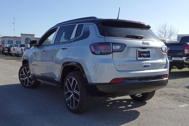 New 2025 Jeep Compass Limited w/ Elite Group image 9