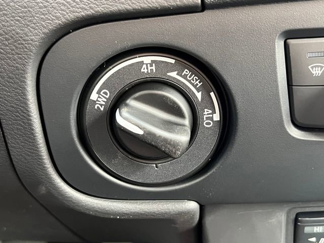 New 2026 Nissan Frontier PRO-4X w/ Tow Package image 32