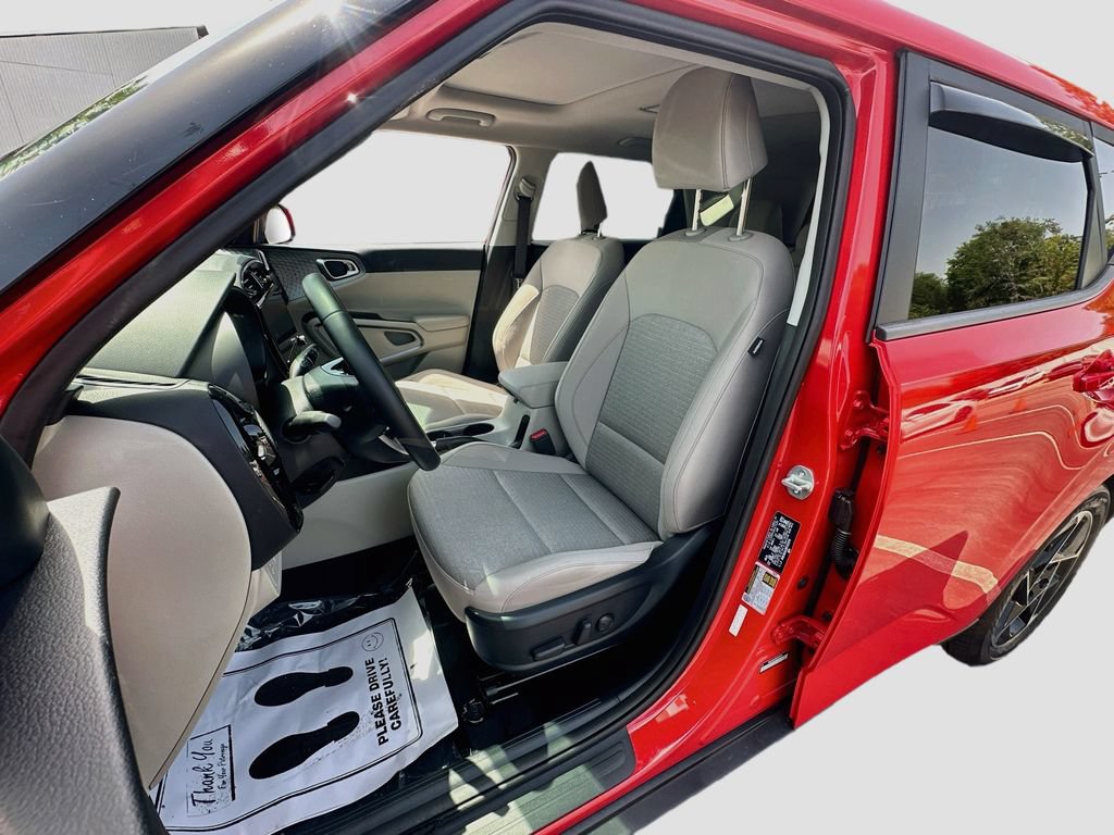 Certified 2024 Kia Soul EX FWD image 21