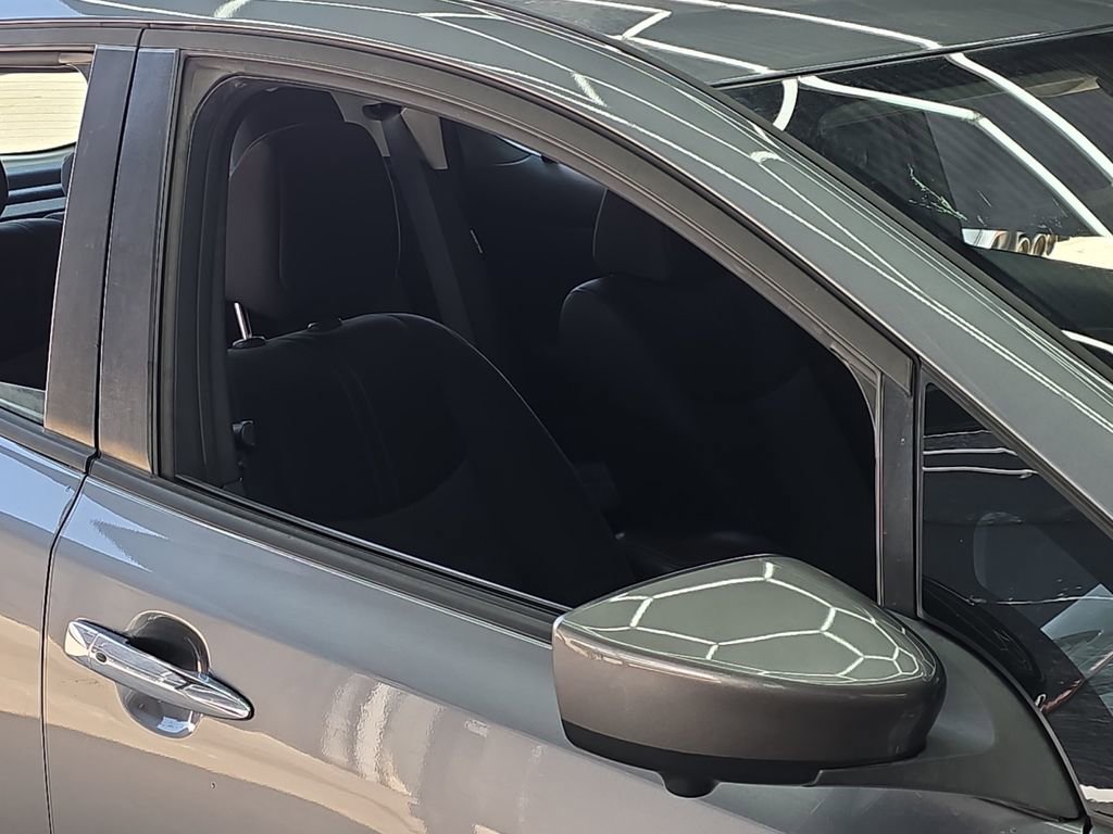 Used 2020 Nissan Leaf SV w/ SV Technology Package FWD image 29
