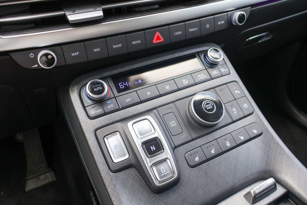 Used 2025 Hyundai Palisade Limited image 17