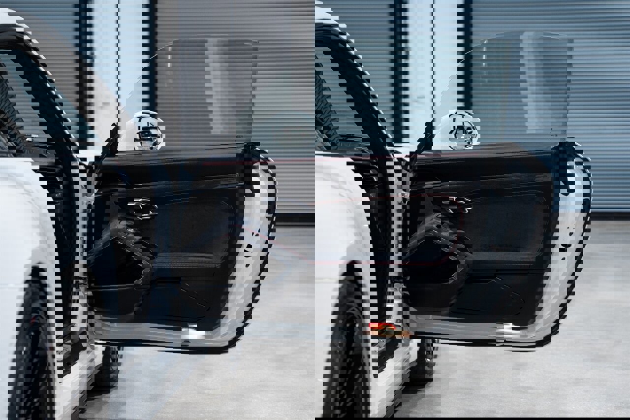 Used 2016 Porsche 911 GT3 RWD image 32