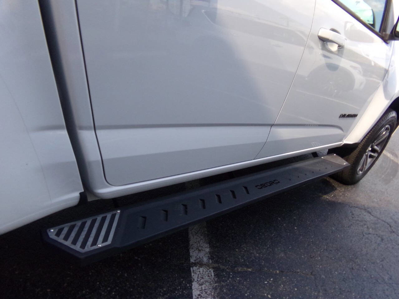 Used 2020 Chevrolet Colorado W/T w/ Custom Special Edition image 44