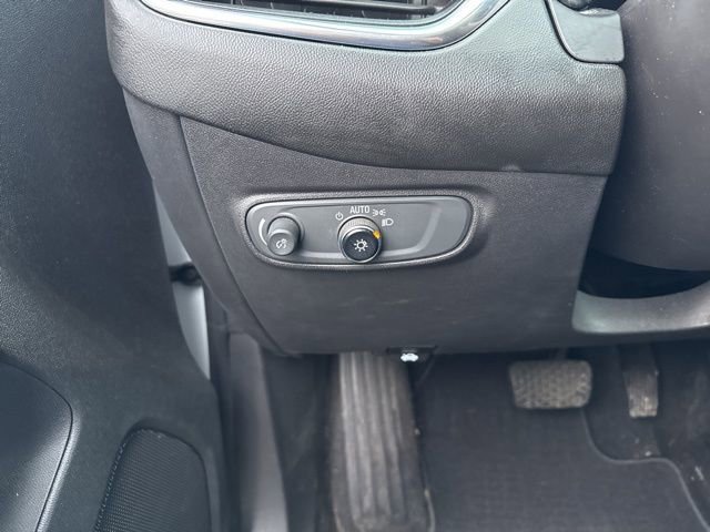 Used 2022 Chevrolet Equinox LT image 16