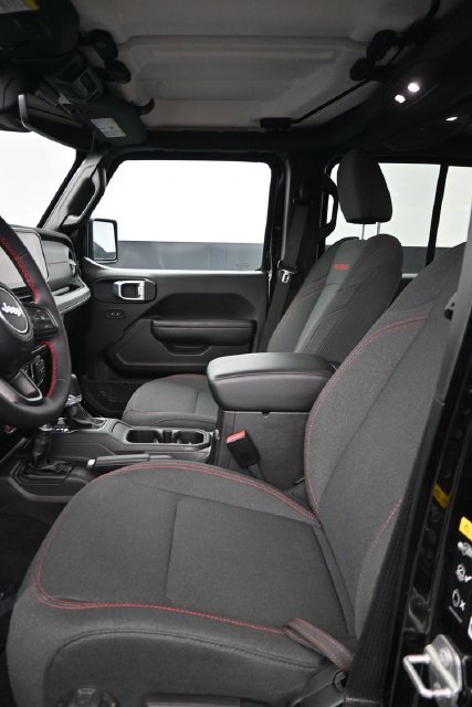 Used 2024 Jeep Wrangler Unlimited Rubicon w/ Capability Package AWD/4WD image 10