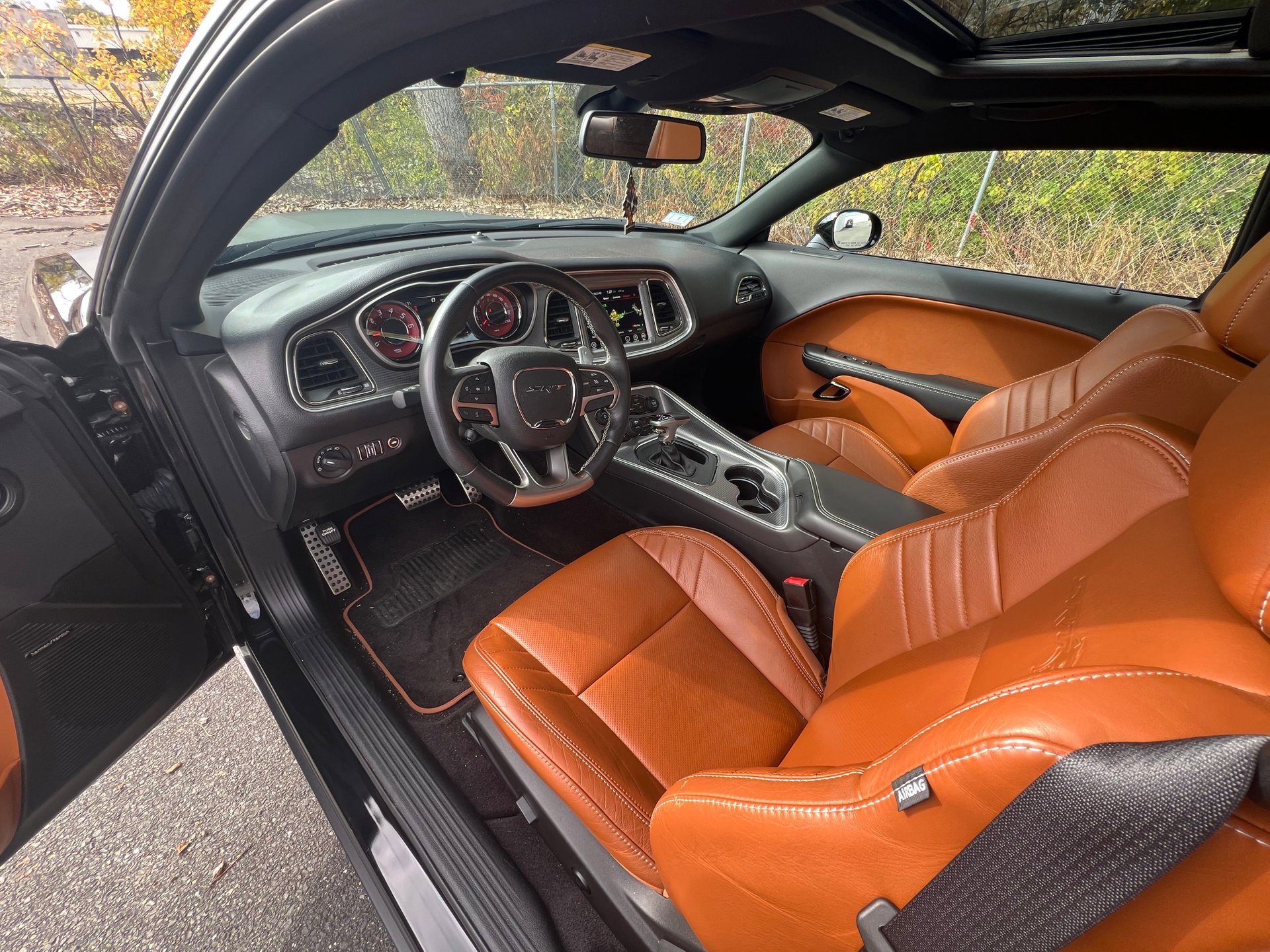 Used 2017 Dodge Challenger SRT Hellcat image 23