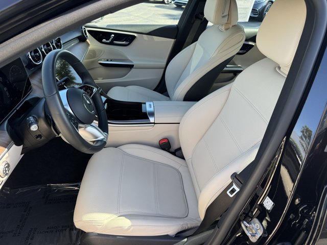 Used 2025 Mercedes-Benz C 300 4MATIC Sedan image 16