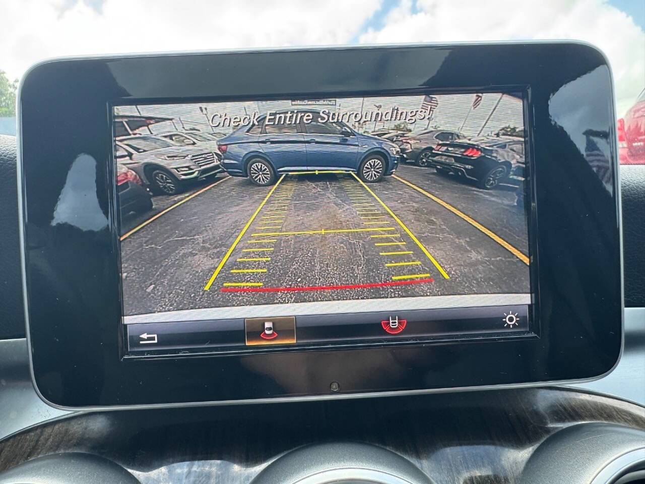 Used 2018 Mercedes-Benz C 300 Sedan image 11
