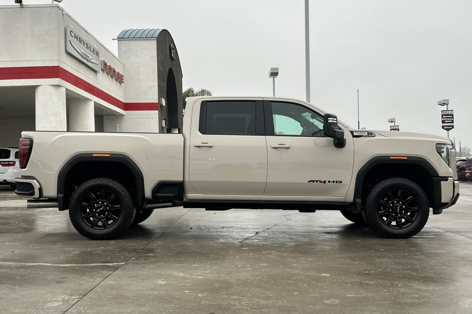New 2026 GMC Sierra 2500 AT4 w/ AT4 Premium Plus Package image 8