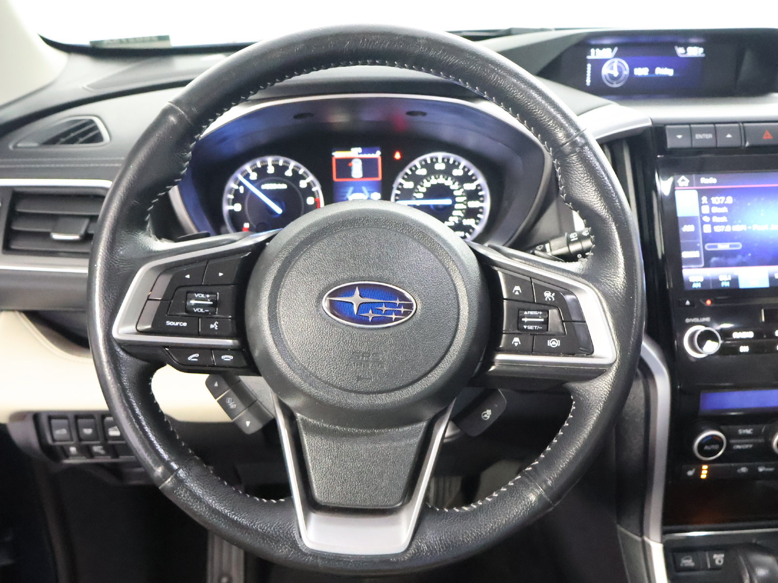 Used 2022 Subaru Ascent Limited AWD/4WD image 33