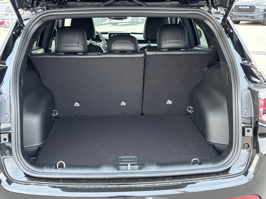 New 2026 Jeep Compass Altitude image 21