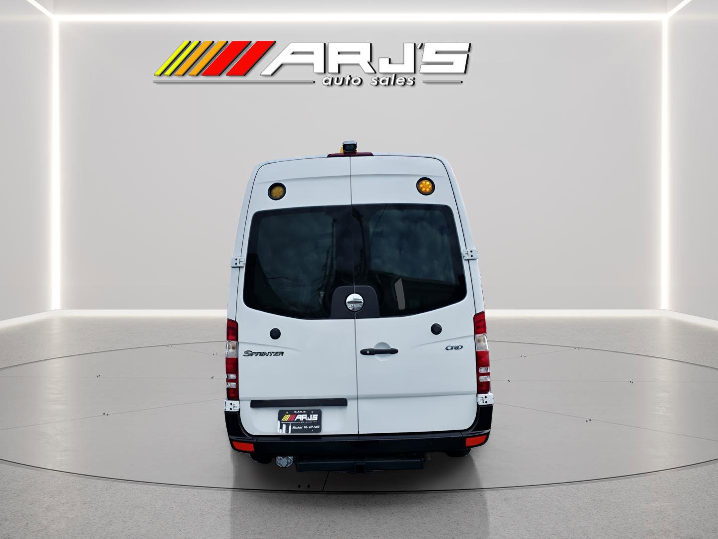 Used 2008 Freightliner Sprinter 3500 image 3