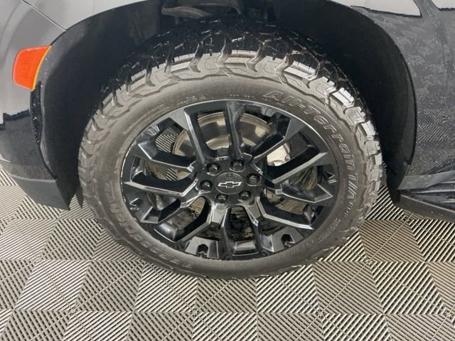 Used 2023 Chevrolet Tahoe RST w/ Luxury Package AWD/4WD image 33