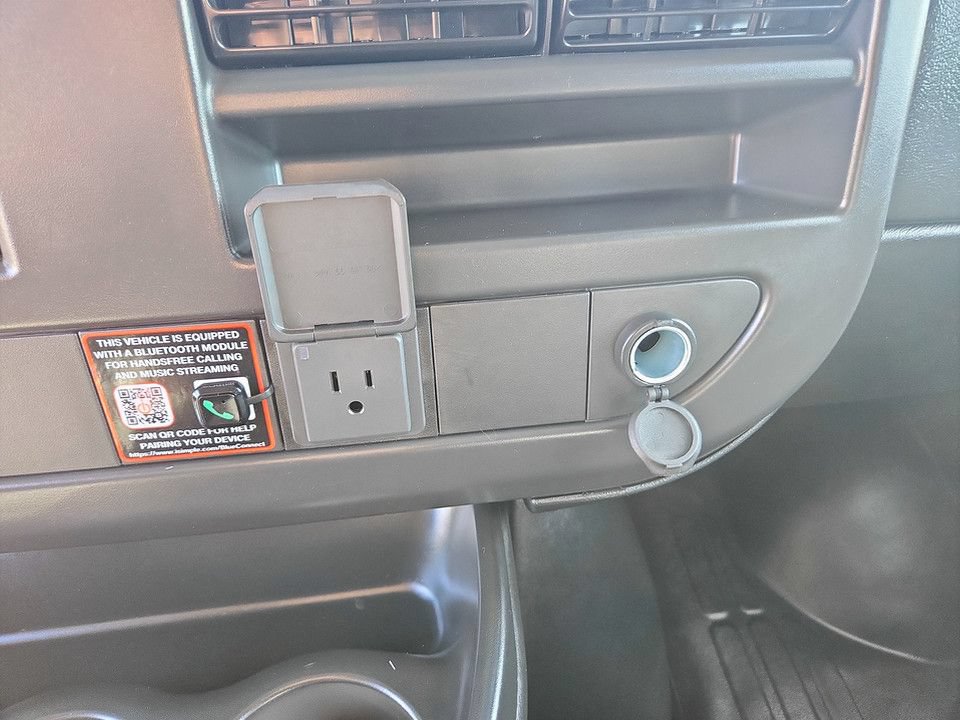 New 2026 GMC Savana 3500 w/ Driver Convenience Package RWD image 20