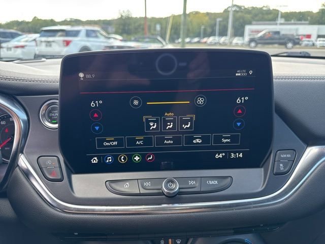 Used 2025 Chevrolet Blazer LT AWD/4WD image 12