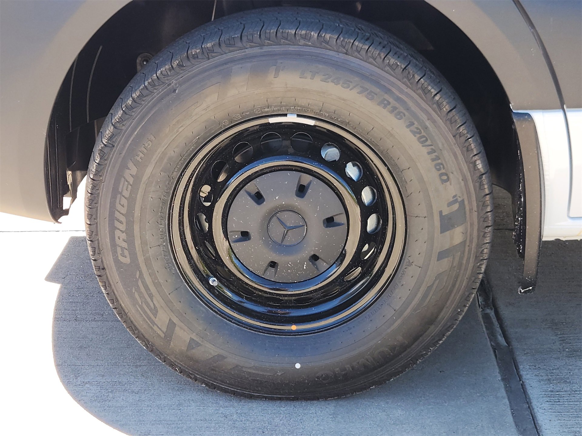 New 2026 Mercedes-Benz Sprinter 144 Cargo image 9