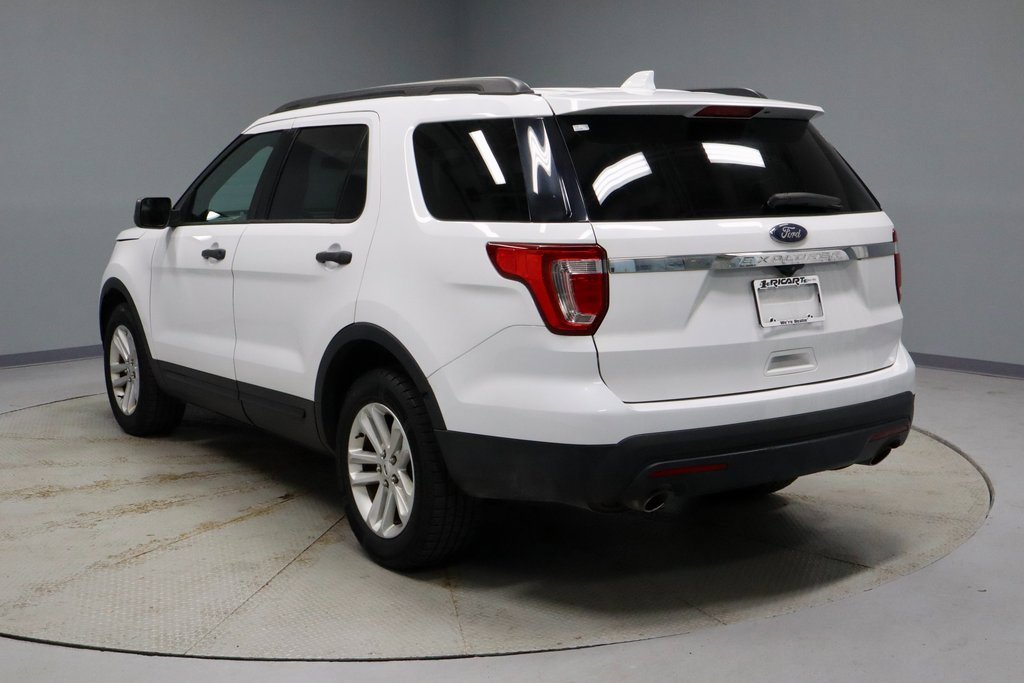 Used 2017 Ford Explorer FWD image 9