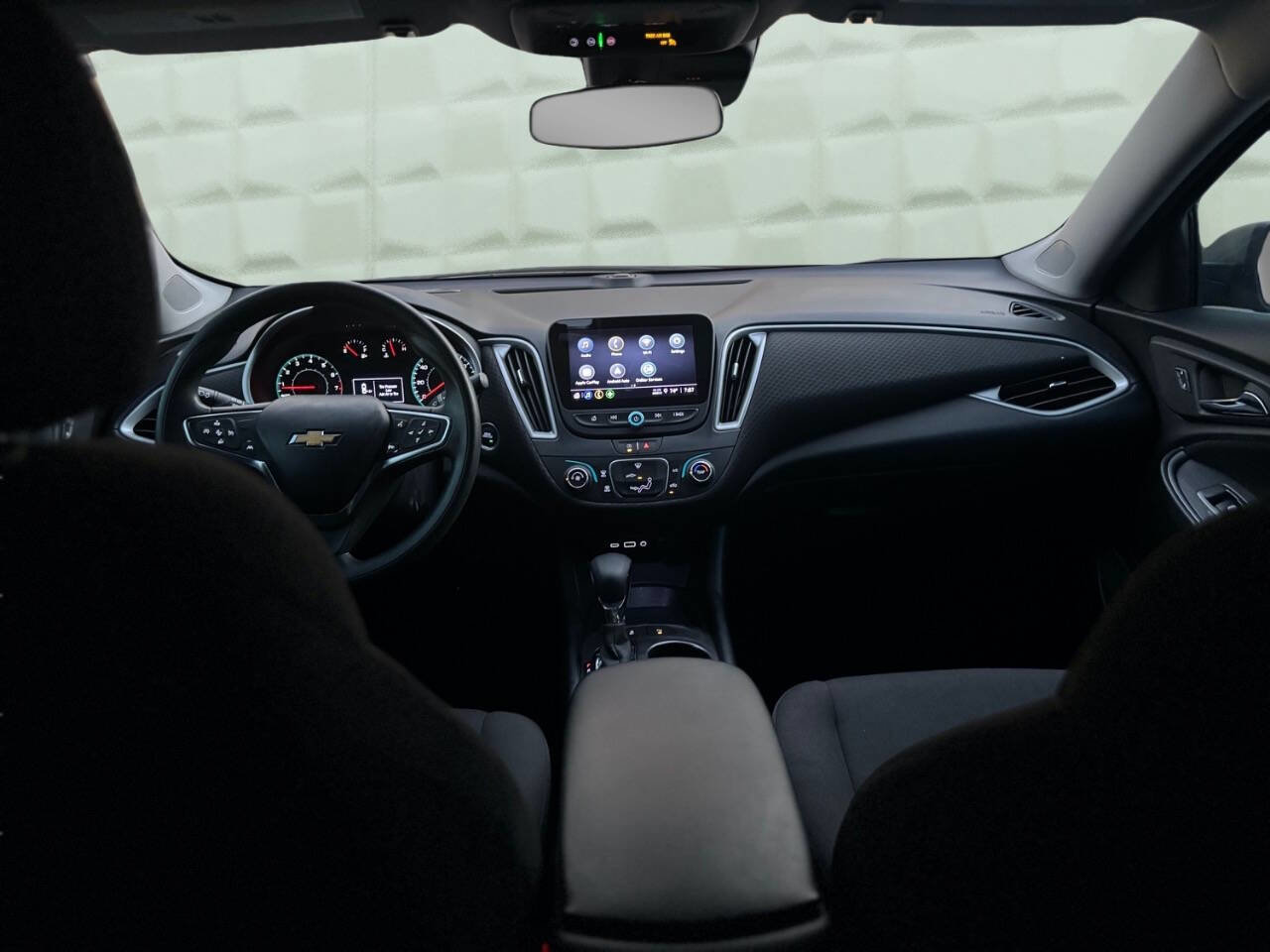 Used 2024 Chevrolet Malibu LS w/ Driver Confidence Package image 23