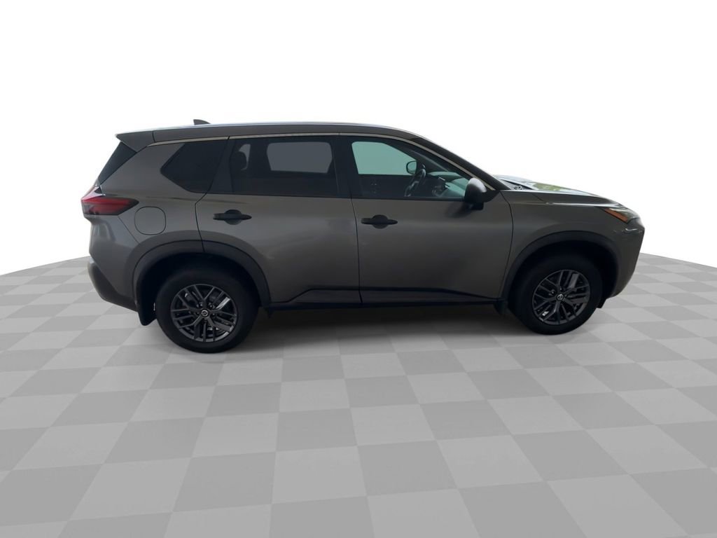 Used 2021 Nissan Rogue S FWD image 9