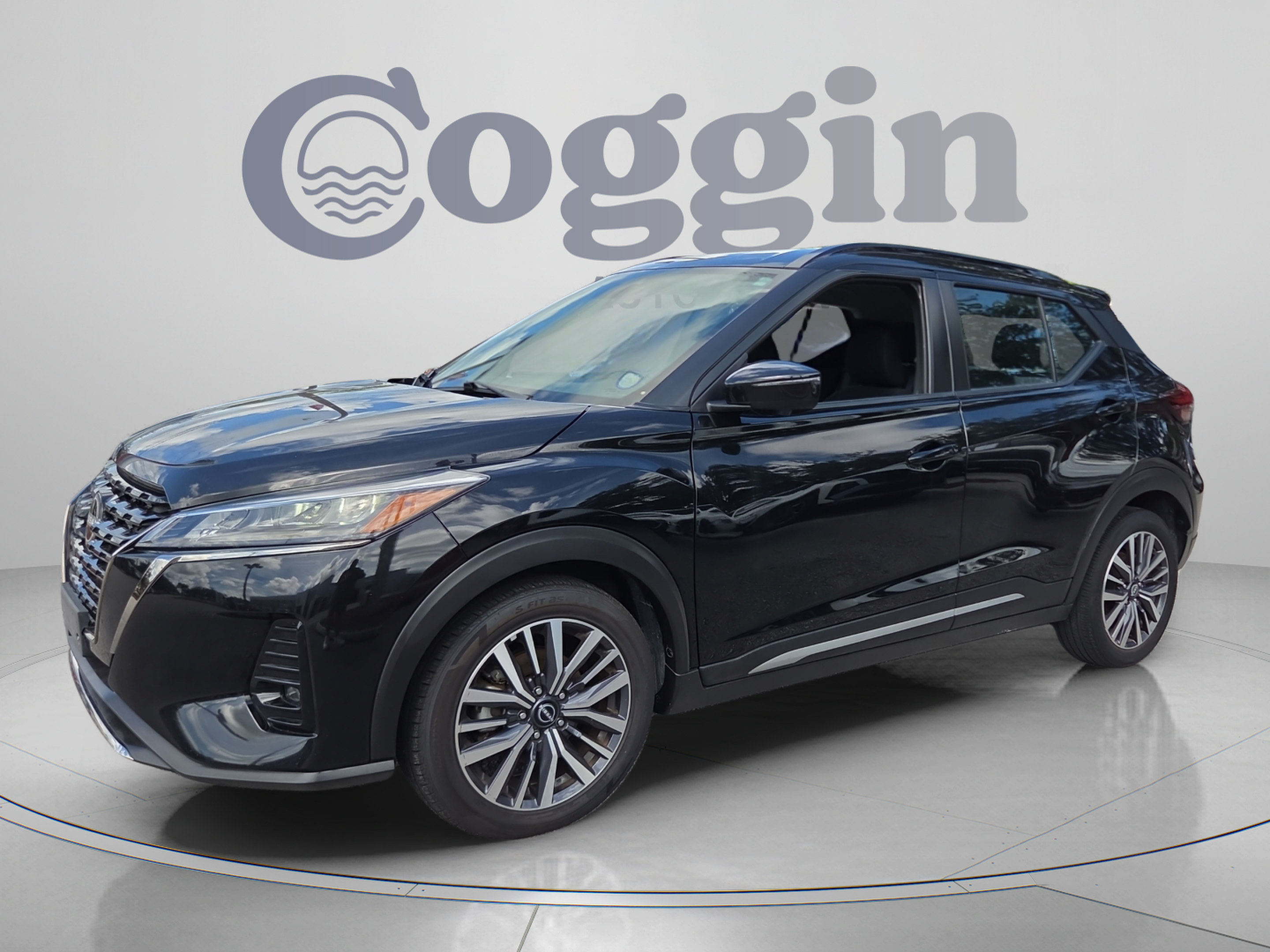 Used 2024 Nissan Kicks SR